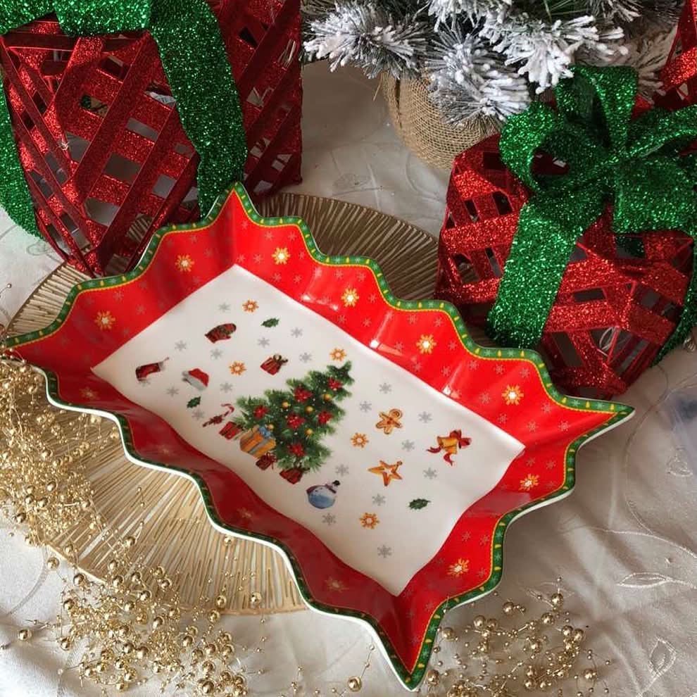 Conjunto de Louça Natalina Premium – 27 Peças 